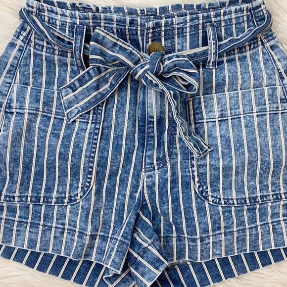 American Eagle Stretch Highest Waist Mom Paper Bag Shorts Striped 00 - Picture 6 of 13